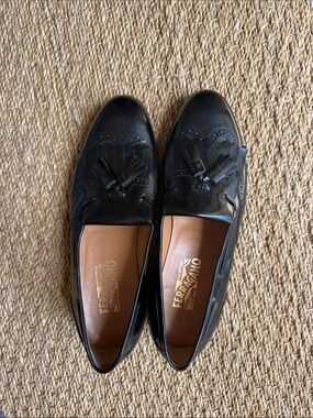 Salvatore Ferragamo Black Leather Tassel Kiltie Loafers men’s size 10